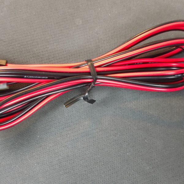 Front speaker wiring kit for amp (when keeping factory radio) Engineered Adapters